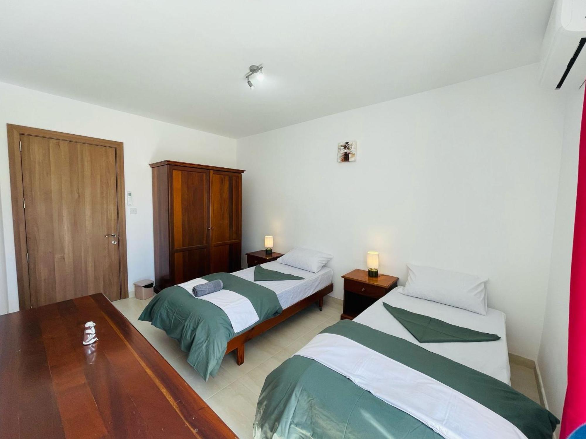 Coral Cove Comfort Room 2 St. Paul's Bay Exterior foto